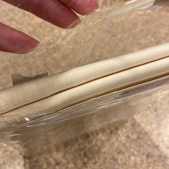 Croscill Home Fabric Tablecloth 52”x52” Square Cotton Polyester Blend Dining - Picture 13 of 14